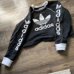 Adidas women’s sweatshirt